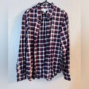 Men’s long sleeve collard button down